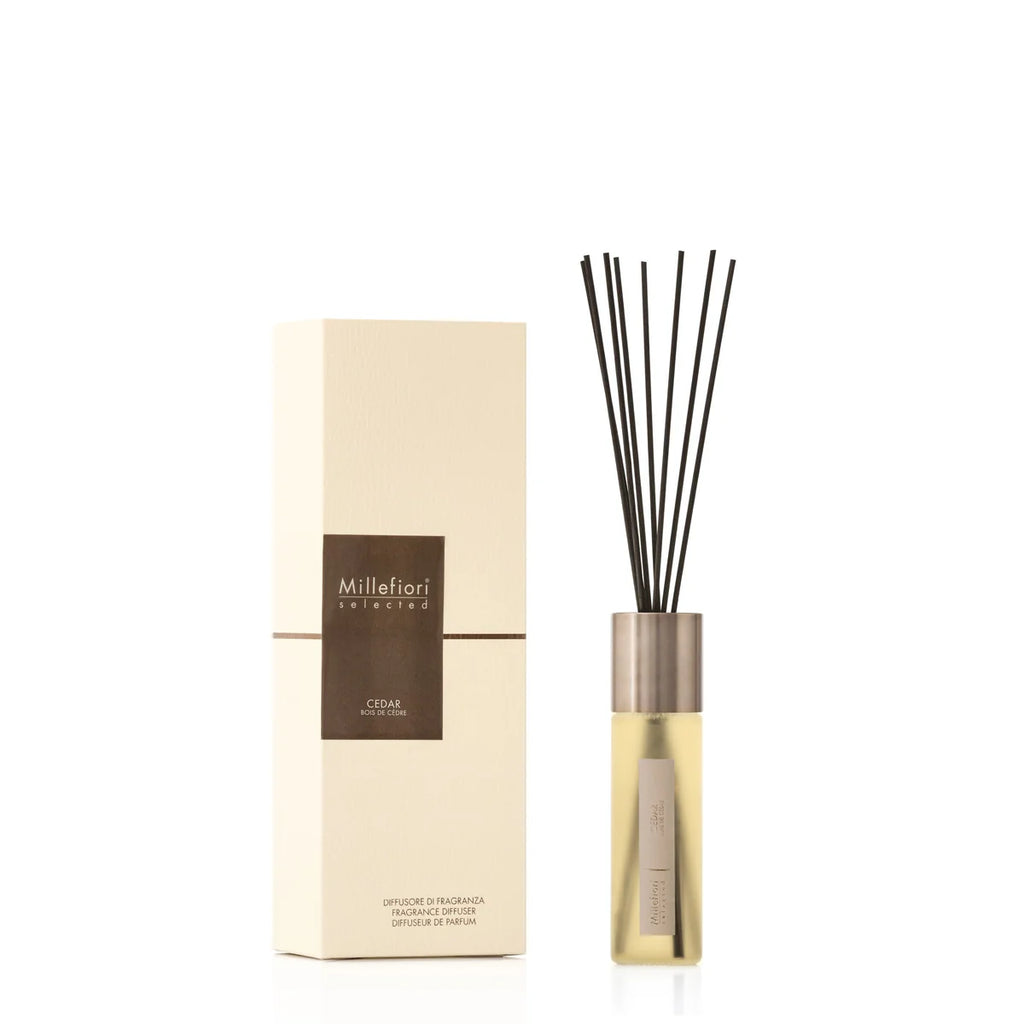 Selected Geurstokjes 350 ml Cedar