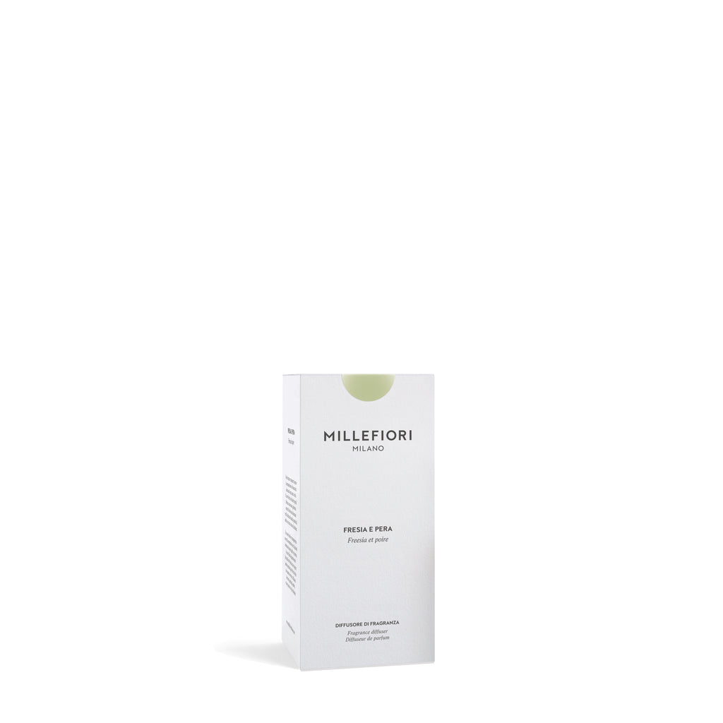 Milano Geurstokjes 250 ml Fresia e Pera