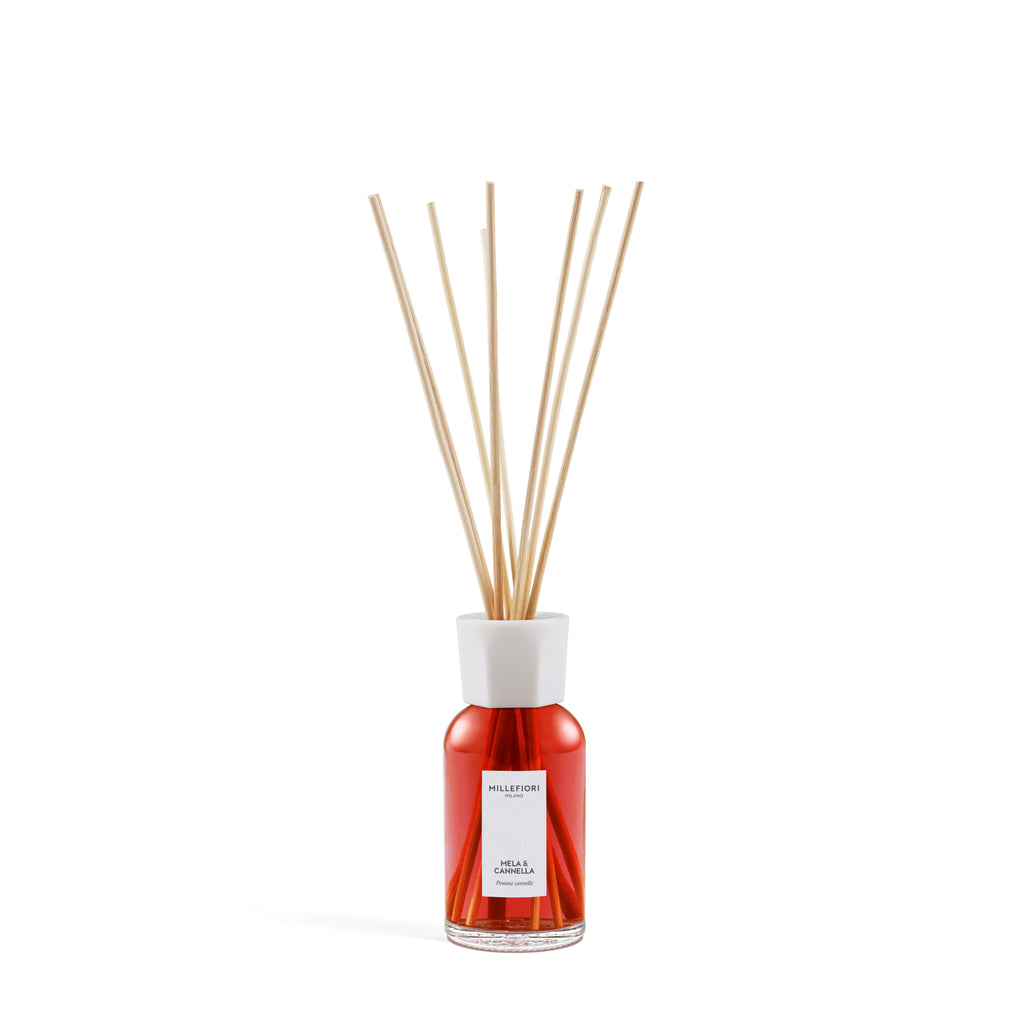 Milano Geurstokjes 250 ml Mela & Cannella