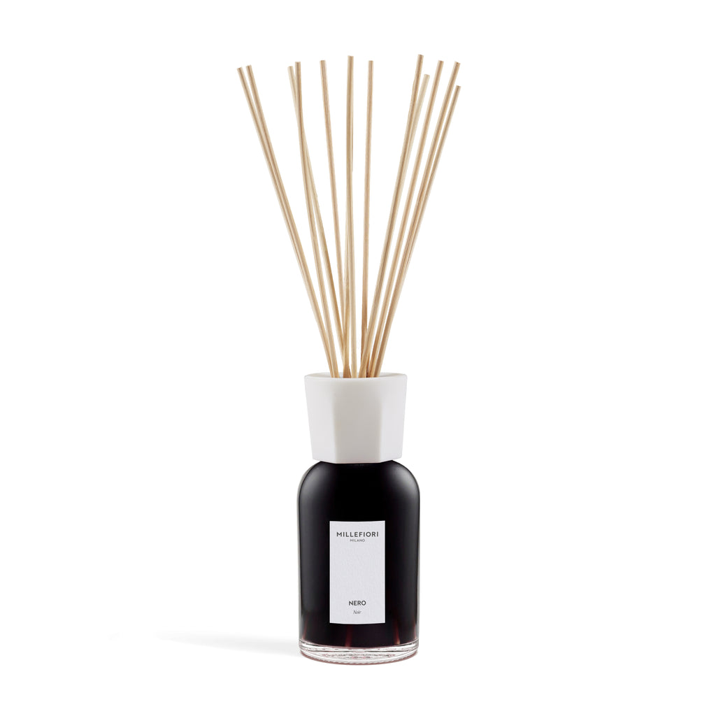 Milano Geurstokjes 500 ml Nero