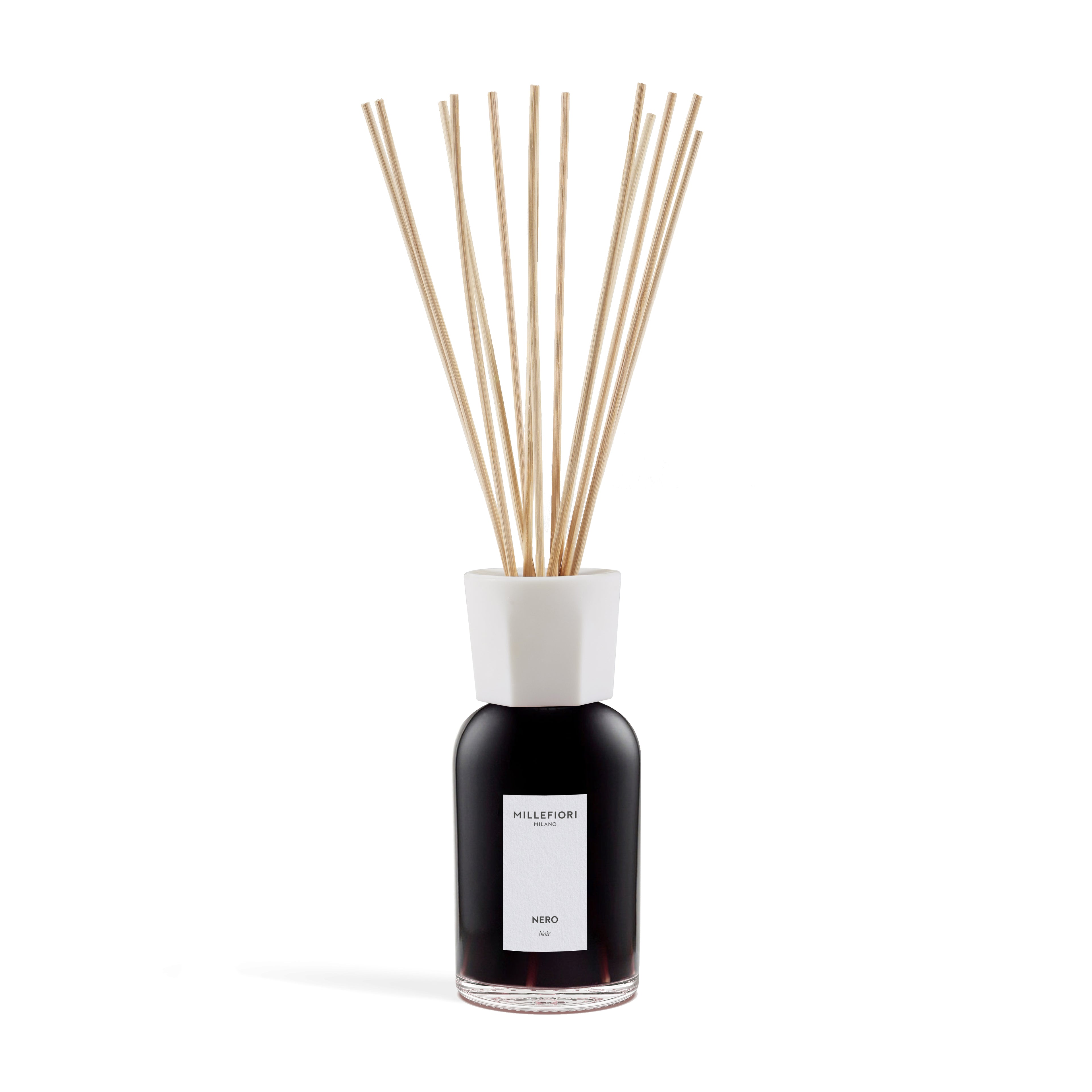 Milano Geurstokjes 500 ml Nero