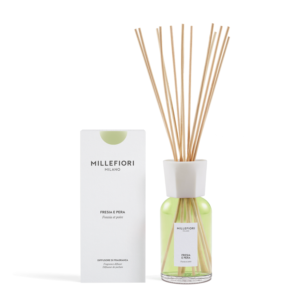 Milano Geurstokjes 500 ml Fresia e Pera