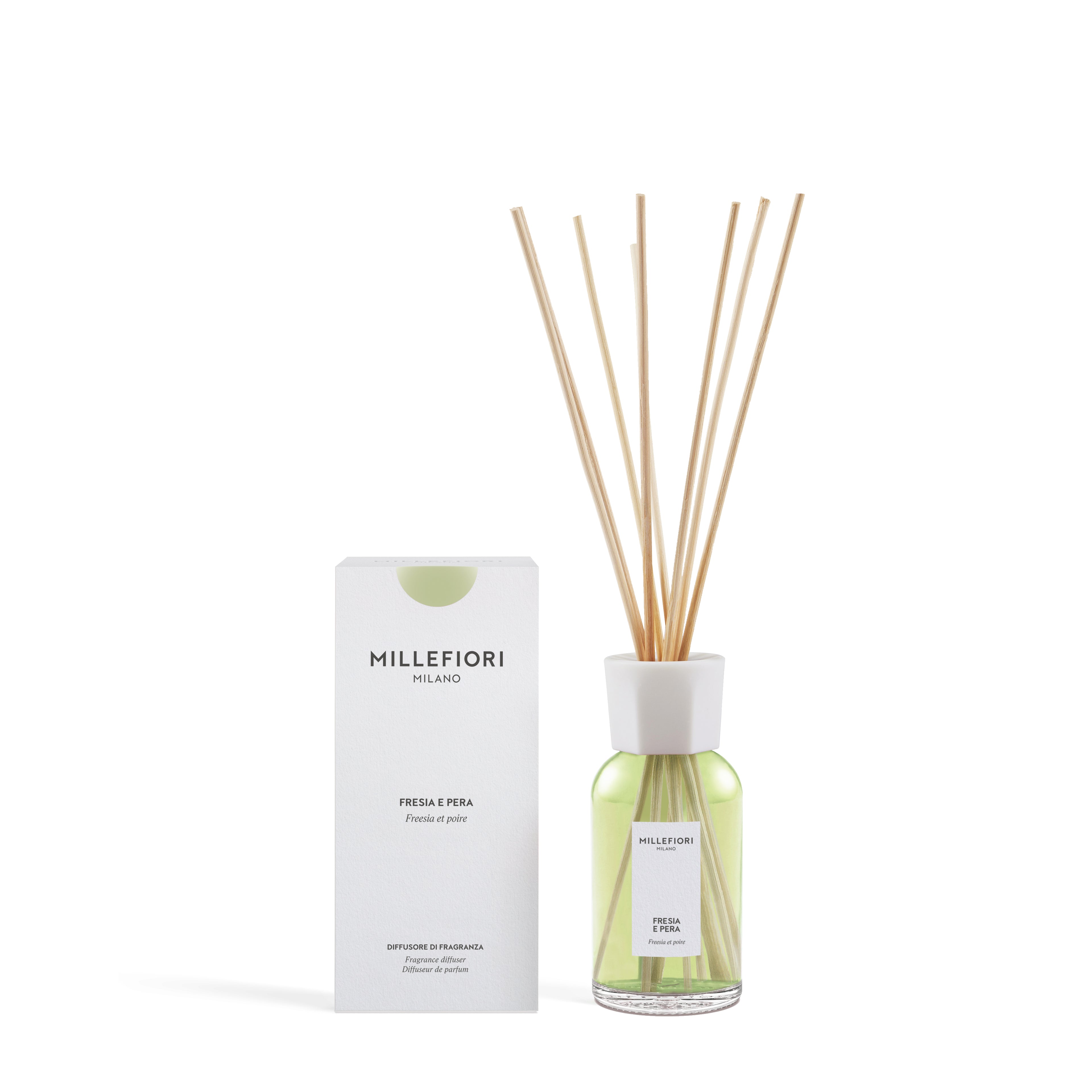Milano Geurstokjes 250 ml Fresia e Pera